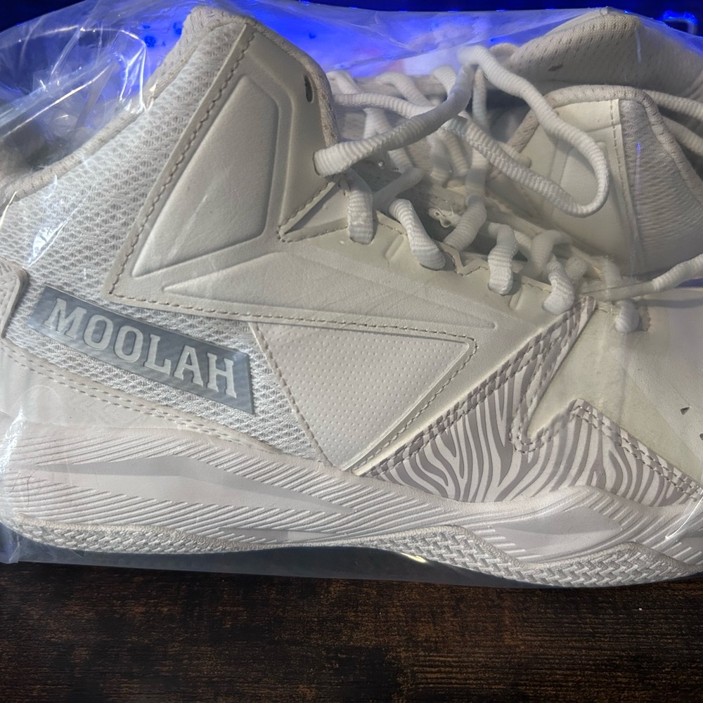Moolah White High-Top Sneakers
